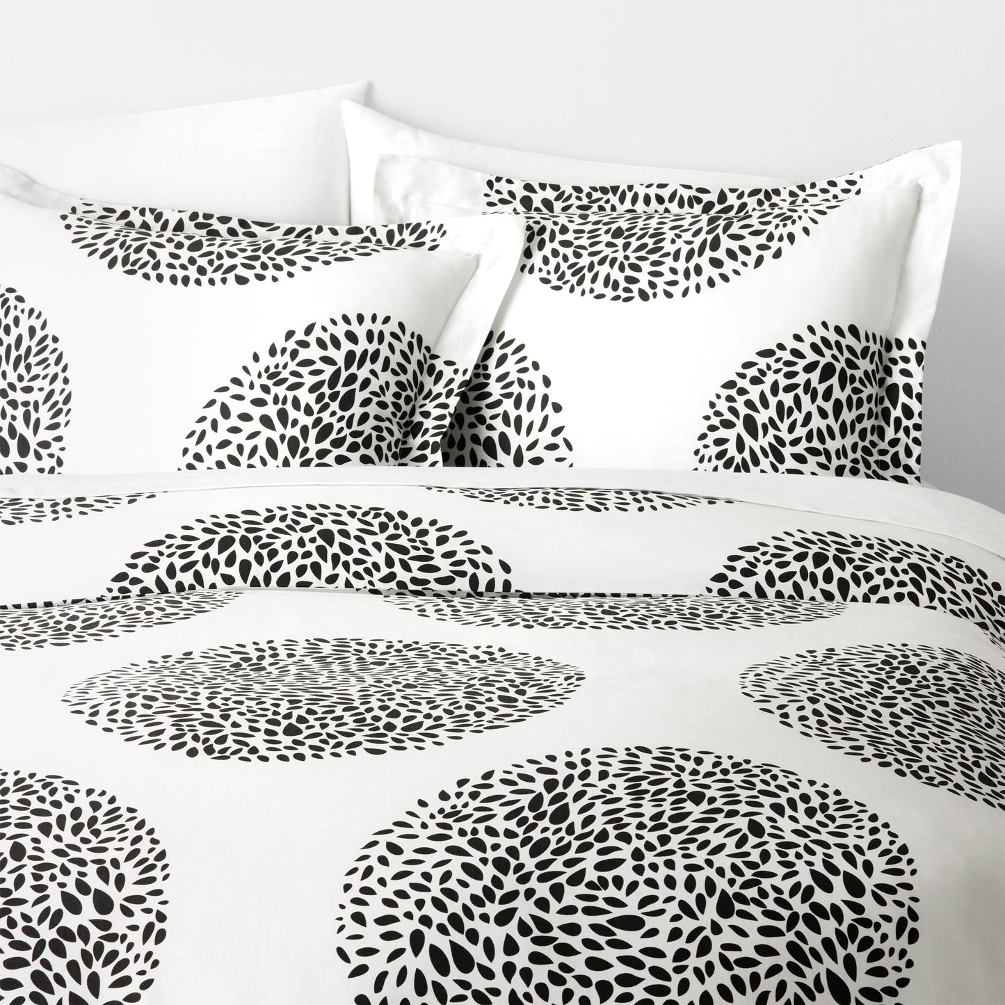 Topiary (White) Bedding